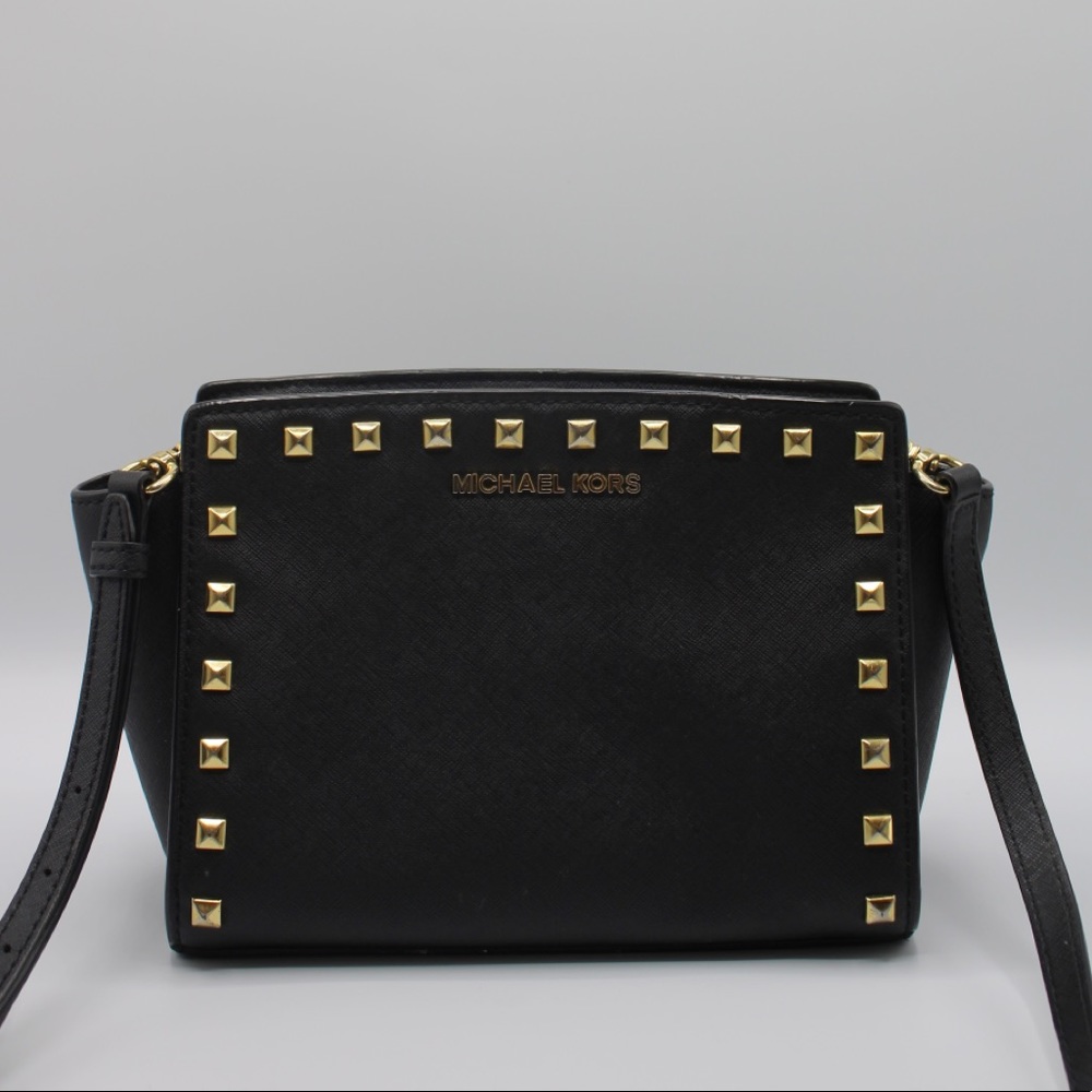 Michael Kors ‘Selma Stud’ Medium Messenger Crossbody Bag